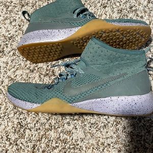 Nike training shoes size 5.5